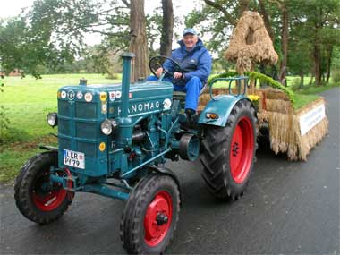 Ernte-Umzug Völlenerkönigsfehn 2007