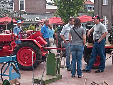 Erklärungen und Auskünfte zu den Ausstellungsstücken